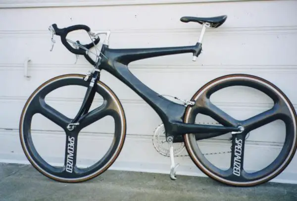 The carbon-fiber bicycle which Damon Rinard built in his garage