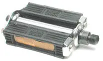rubber-block pedal with rubber reflector